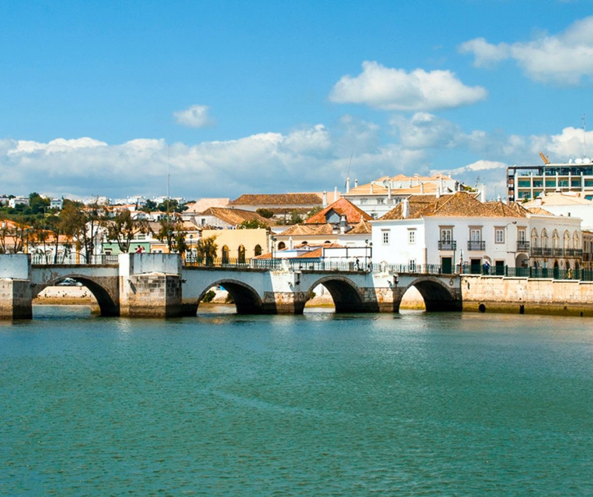 slide_Tavira-1-min.jpg